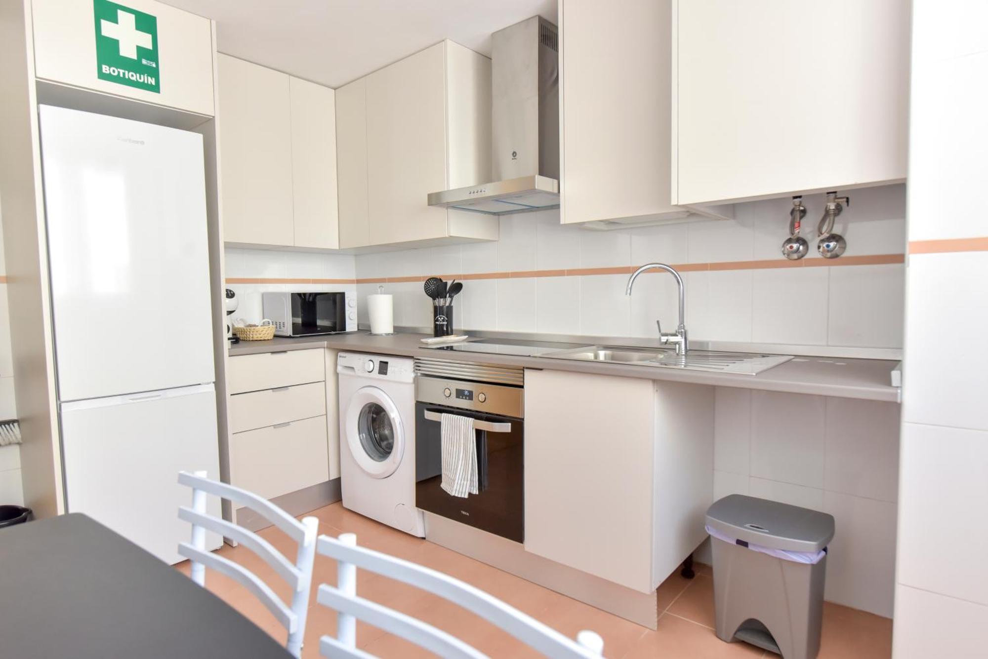 New Premium Apartment - Free Parking & Pools La Algaba Екстер'єр фото