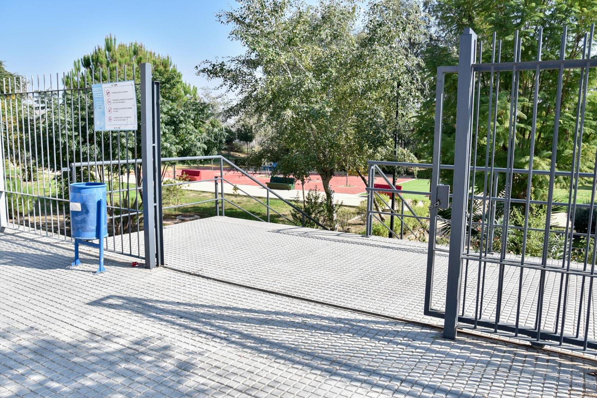 New Premium Apartment - Free Parking & Pools La Algaba Екстер'єр фото